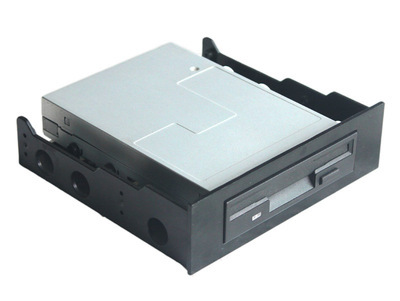 品質(zhì)升級，存儲無憂——探秘東莞市常平展欣電子銷售部的5.25寸光驅(qū)位塑膠硬盤轉(zhuǎn)接支架